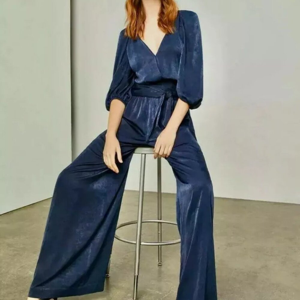 BCBGMAXAZRIA XS Velvet Jumpsuit Dark Blue Ink Long Sleeve